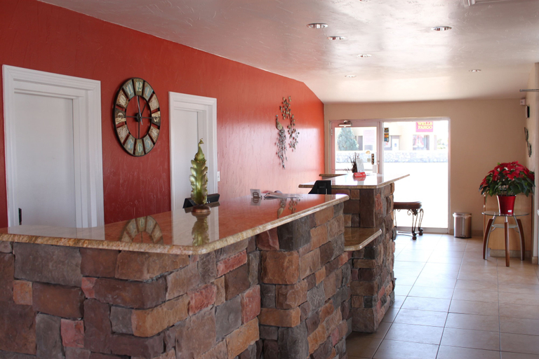 Others 5, Century 21 Motel, Dona Ana