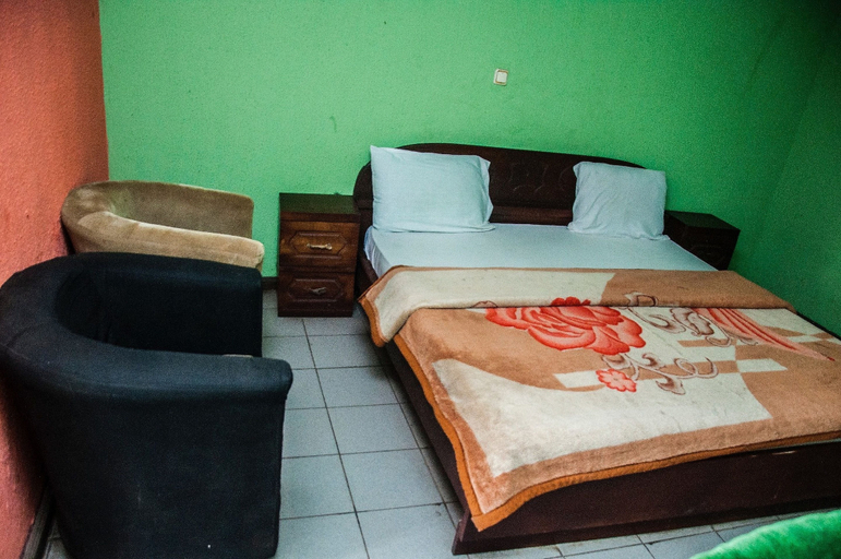 Bedroom 2, Alfoscar Hotel & Suites, Alimosho