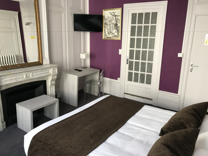 Bedroom 2, Hôtel de Paris, Rhône