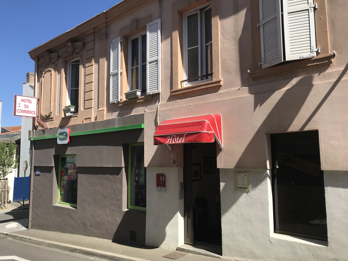 Exterior & Views 2, Hôtel du Commerce, Vendée