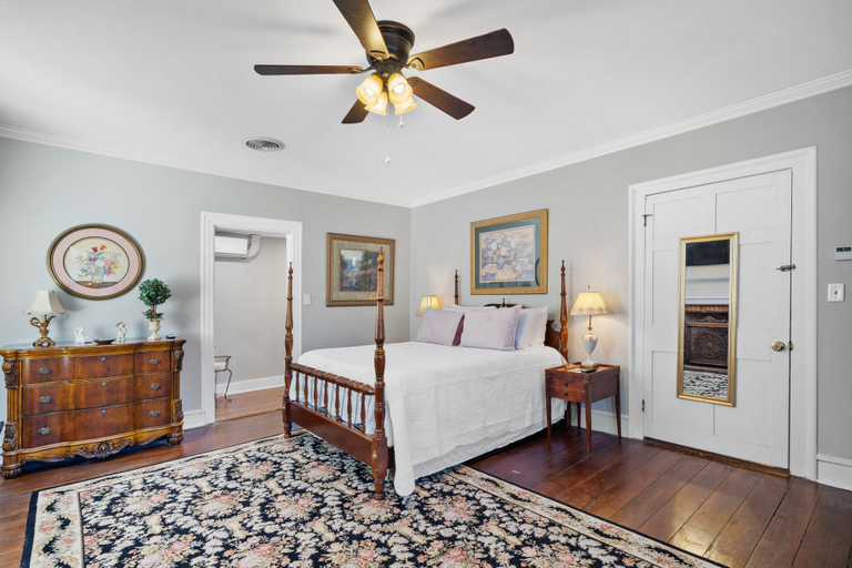 Bedroom 2, The Inn on North Jefferson, Baldwin