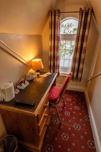 Others 5, Aarondale Guest House, Hartlepool