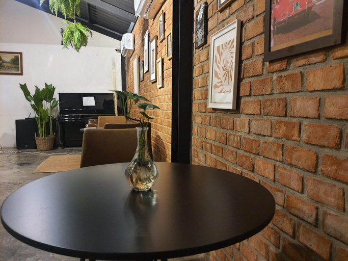 Others 5, The Capsule by UnionSPACE Co-working and co-living, Wattana