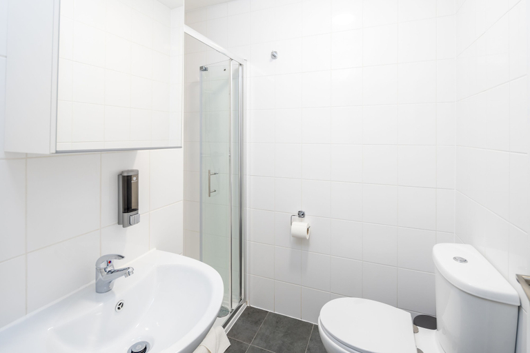 Bathroom 3, SAV Wembley Studios, London