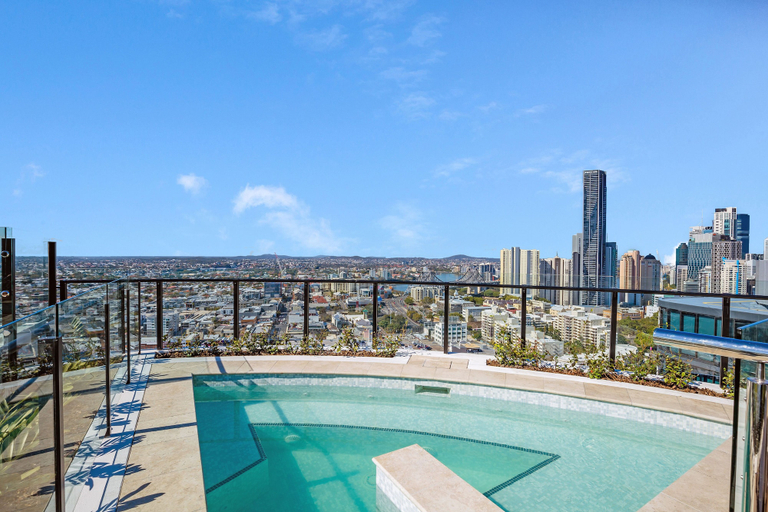 Sport & Beauty 3, FV Dream 2 BED Apt+ Pool+ Free Parking Qfv211-16, Fortitude Valley