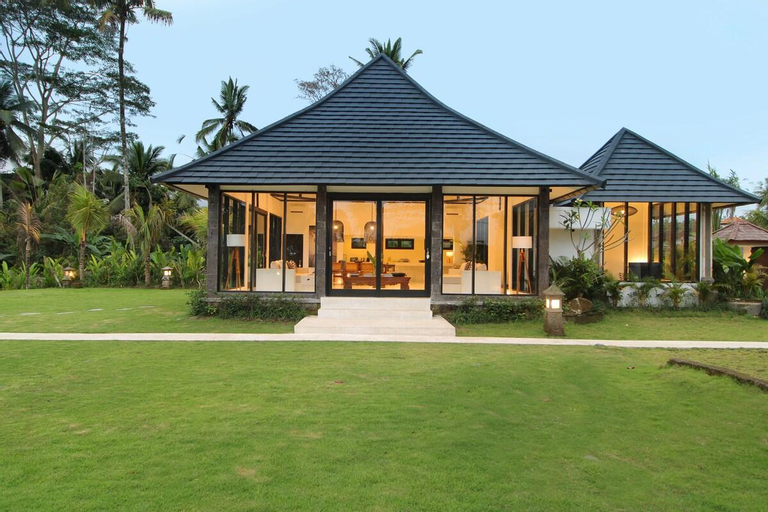 Puri Hijau 3 Bdr Villa with Jungle and River View, Gianyar