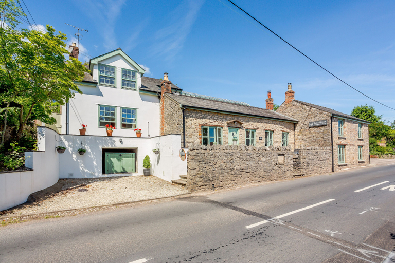 Exterior & Views 2, Broadrock, Gloucestershire
