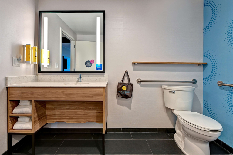 Bathroom 4, Tru by Hilton Tahlequah, Cherokee