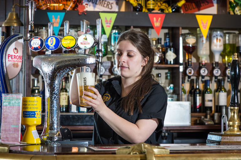 Food & Drinks 5, Old Colonial Hotel Weston-Super-Mare | Marston's Inns, North Somerset