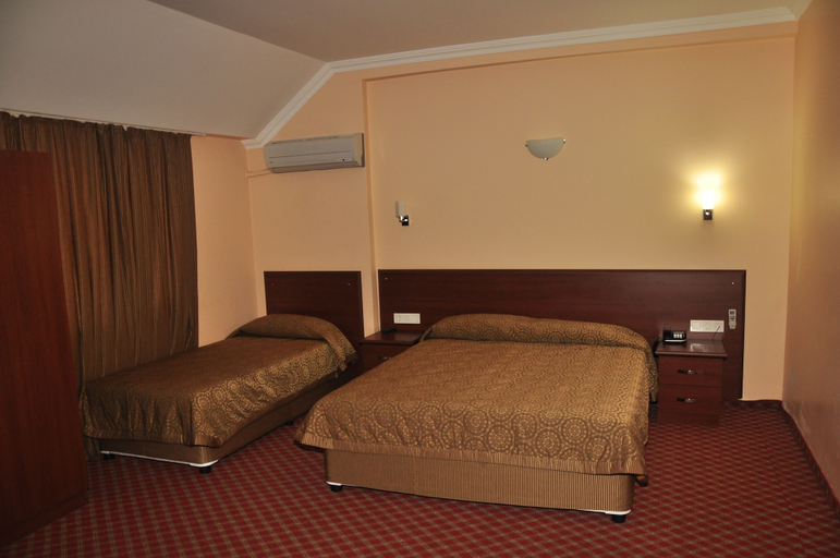 Bedroom 2, Pekcan Hotel, Alanya