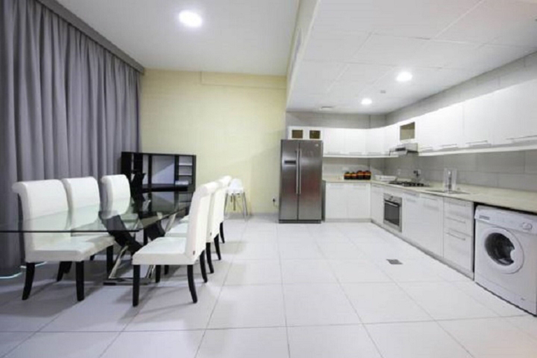 Private kitchenette, Town House In Dubai Marina Walk, Dubai