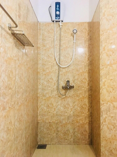 Bathroom 4, Pure Nature Hotel, K.F.G. & G. Korale