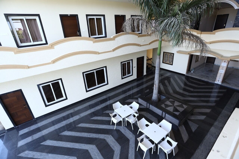 Others 5, Ishwar Nain Hotel, Rajsamand
