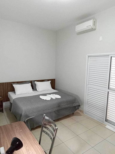 Bedroom 3, Hotel Redentor, Santa Vitória