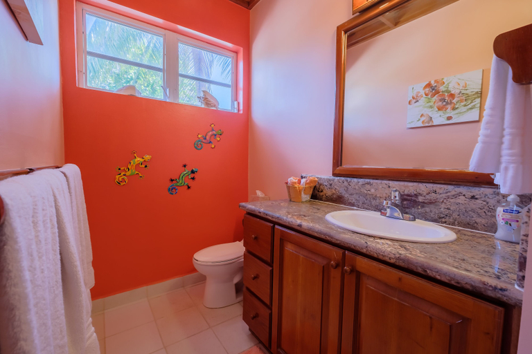 Bathroom 4, Coral Bay Villas