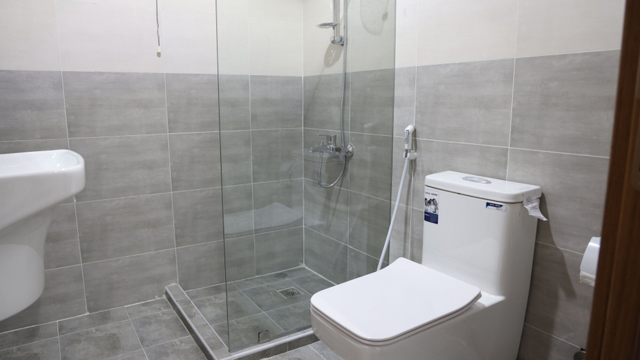 Bathroom 3, BHomed, Salmiya