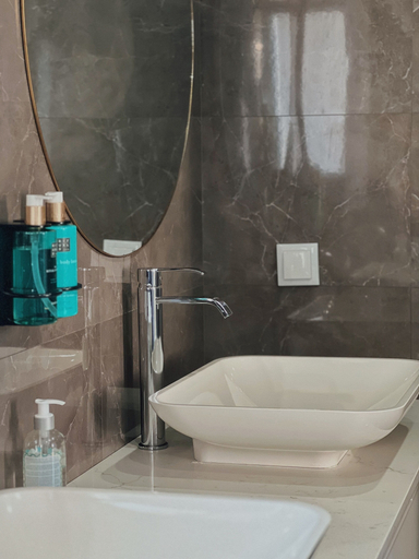 Bathroom 5, Luna House, Cascais