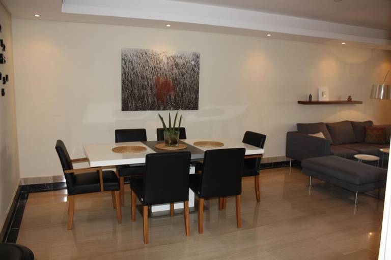 Others 4, Two-Bedroom Beach Apartment, Málaga