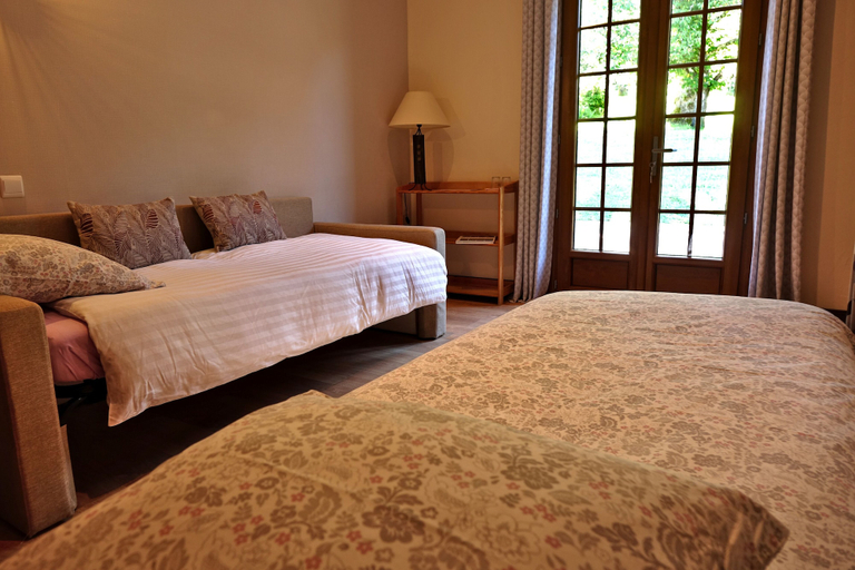 Bedroom 2, Au Pre des Sources, Dordogne