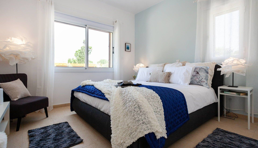 Bedroom 2, Villa Sapphire