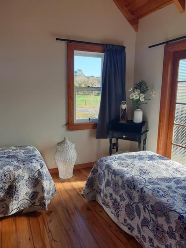 Others 5, The Blackhouse Cottage, Westland