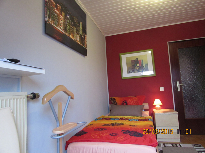 Bedroom 3, Ferienwohnung Em Gardestüffje, Euskirchen