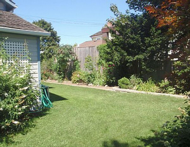 Others 5, The Swayze Cottage, Niagara