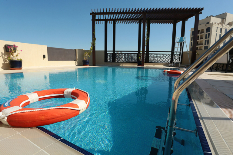 Sport & Beauty 3, Spacious Marbella 2BR With Scenic Views, Dubai