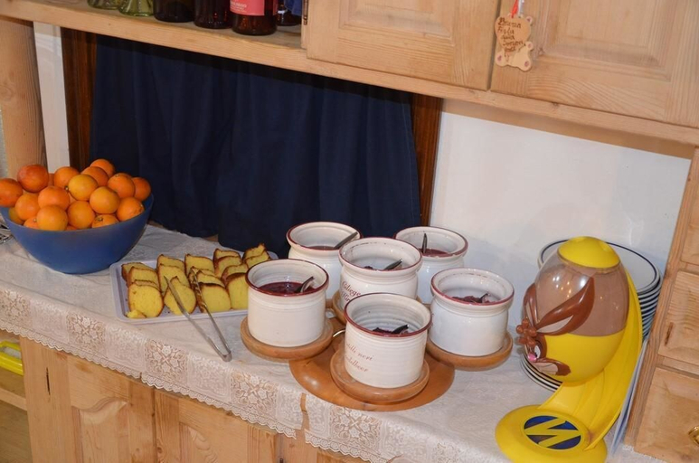 Food & Drinks 5, Chalet Valeruz, Trento