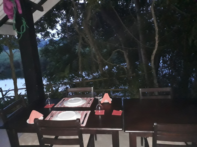 Food & Drinks 5, Randoni Villa, Katana