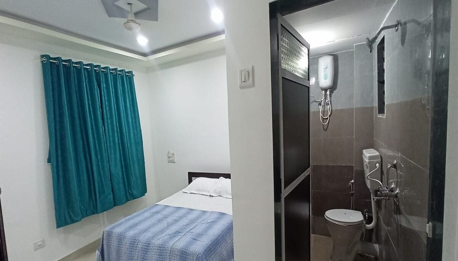 Bedroom 3, Starlight Resort, Raigarh