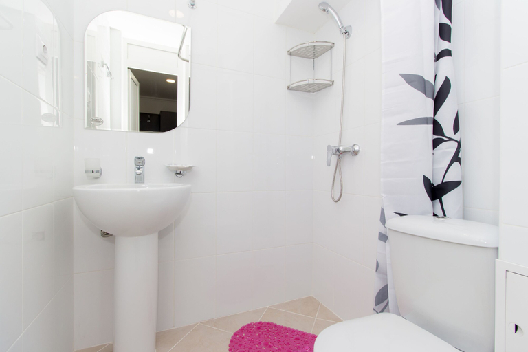 Bathroom 2, Atriya Hotel, Sochi gorsovet