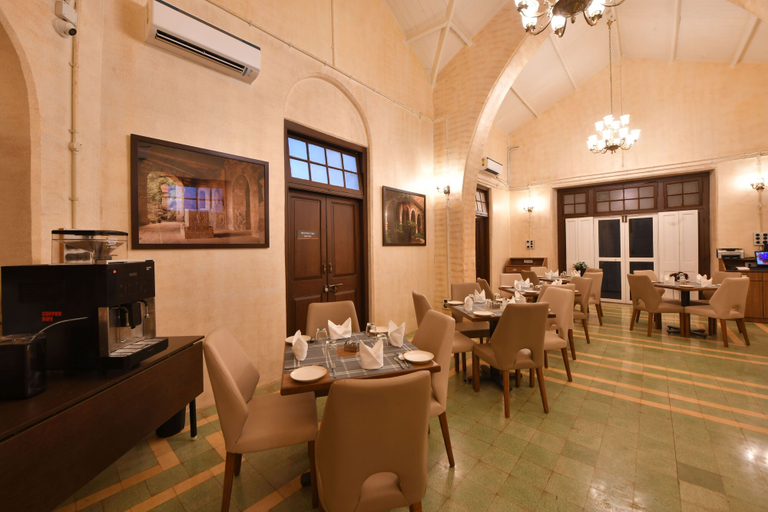 Food & Drinks 4, Arova Woods Zinc Journey by The Fern, Pune