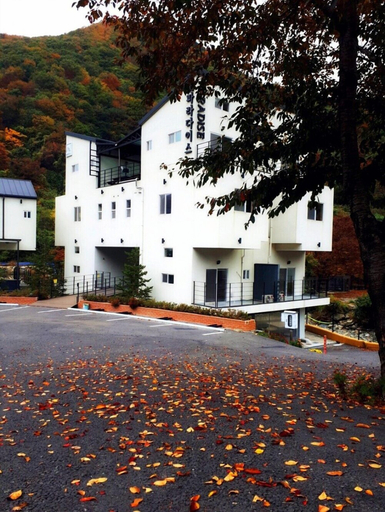 Exterior & Views 2, Ulsan Paradise Pension, Miryang