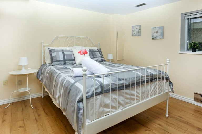 Bedroom 3, 2bdr Suite UBC by Elevate Rooms, Greater Vancouver