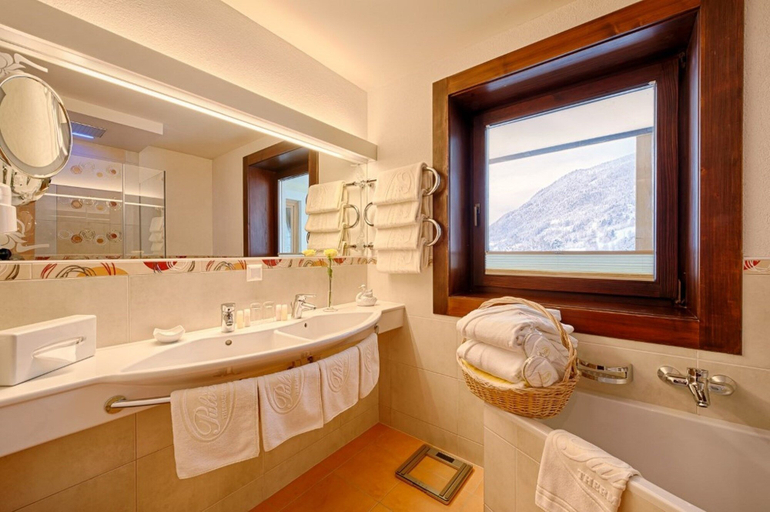 Bathroom 5, Thermenwelt Hotel Pulverer, Spittal an der Drau