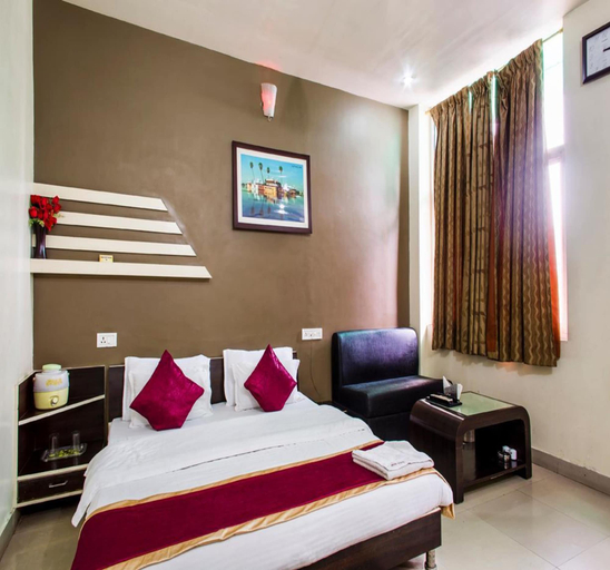 Bedroom 2, Hotel Kota Royal, Kota