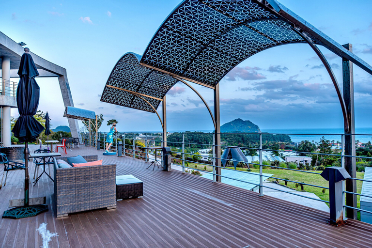 Jeju Bom Stay & Art Gallery, Seogwipo