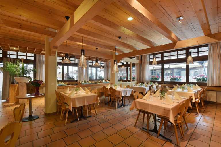 Food & Drinks 4, Hotel Sternen Budget, Obersimmental