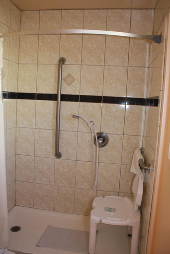 Bathroom 3, Budget Inn, San Luis Obispo