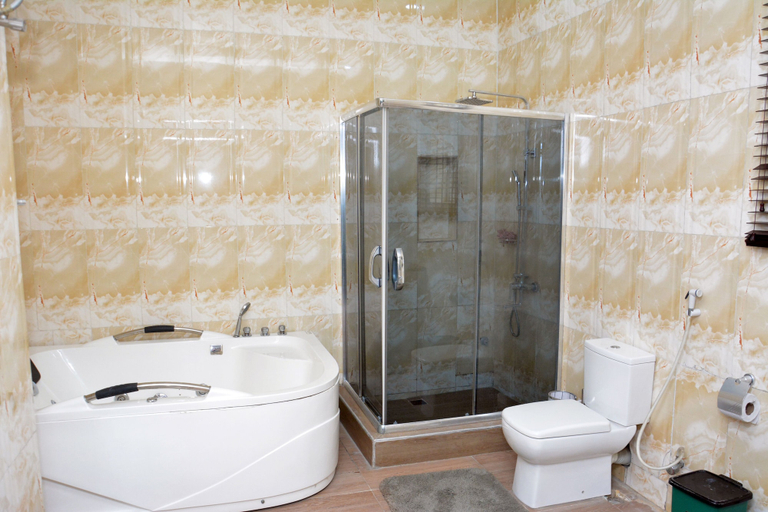 Bathroom 3, 3A Lodge, Eti-Osa