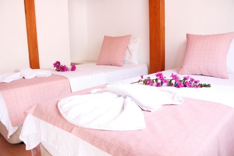 Bedroom 4, Limon Otel (Pansiyon 2), Ula