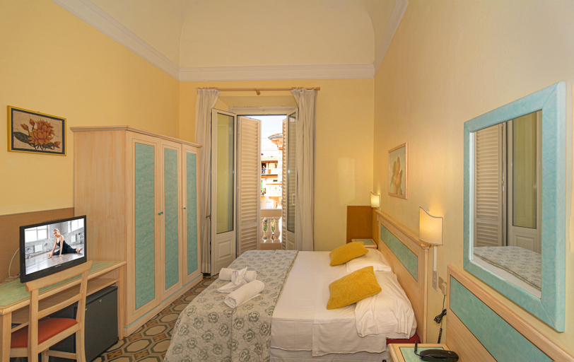 Bedroom 4, Hotel Arcangelo, Lucca