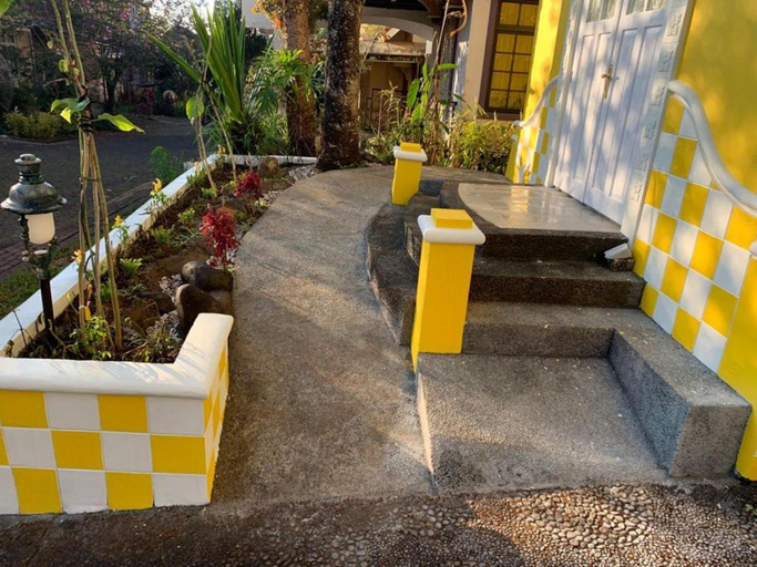 Others 3, Villa Wubao 3 Kamar di Kota Bunga Puncak, Bogor