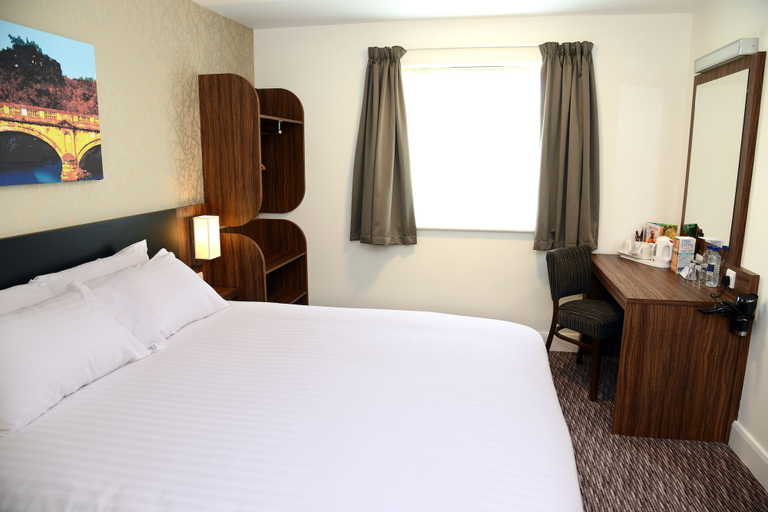 Bedroom 2, Blue Jay, Derby by Marston's Inns, Derby