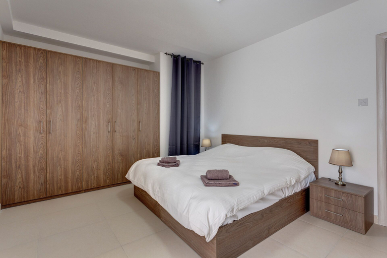 Bedroom 3, Gorgeous 1BR Apartment Close to Amenities
