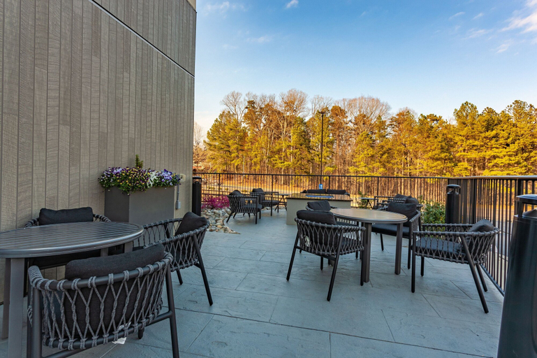 Food & Drinks 5, TownePlace Suites by Marriott Raleigh-University Area, Wake