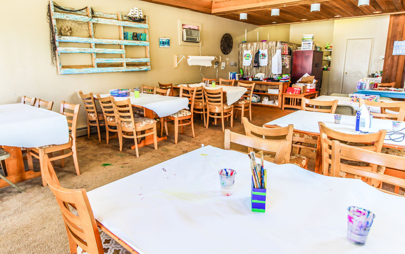 Food & Drinks, Multi Resorts at Bear Lake, Rich