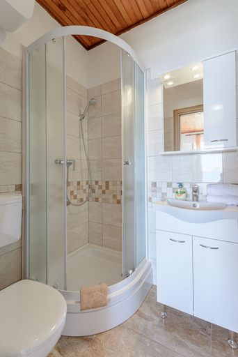 Bathroom 3, Rooms Sani, Brela