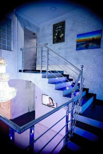 Others 3, Le Curve Hotel, Kosofe